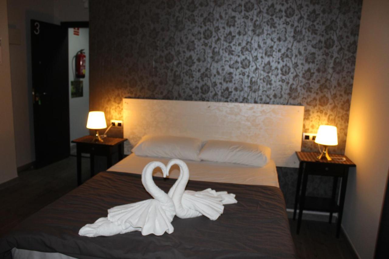 Bcn Condal Hostal Βαρκελώνη Εξωτερικό φωτογραφία