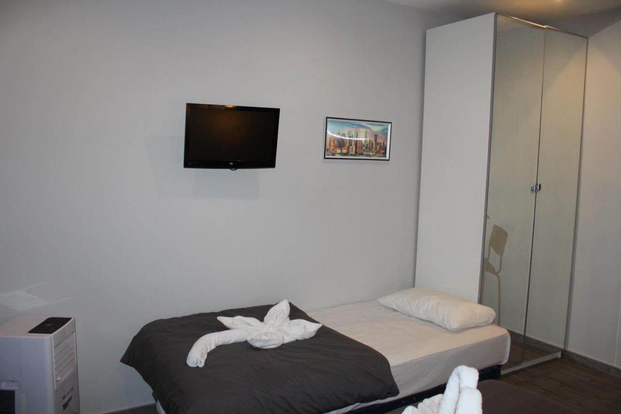 Bcn Condal Hostal Βαρκελώνη Εξωτερικό φωτογραφία