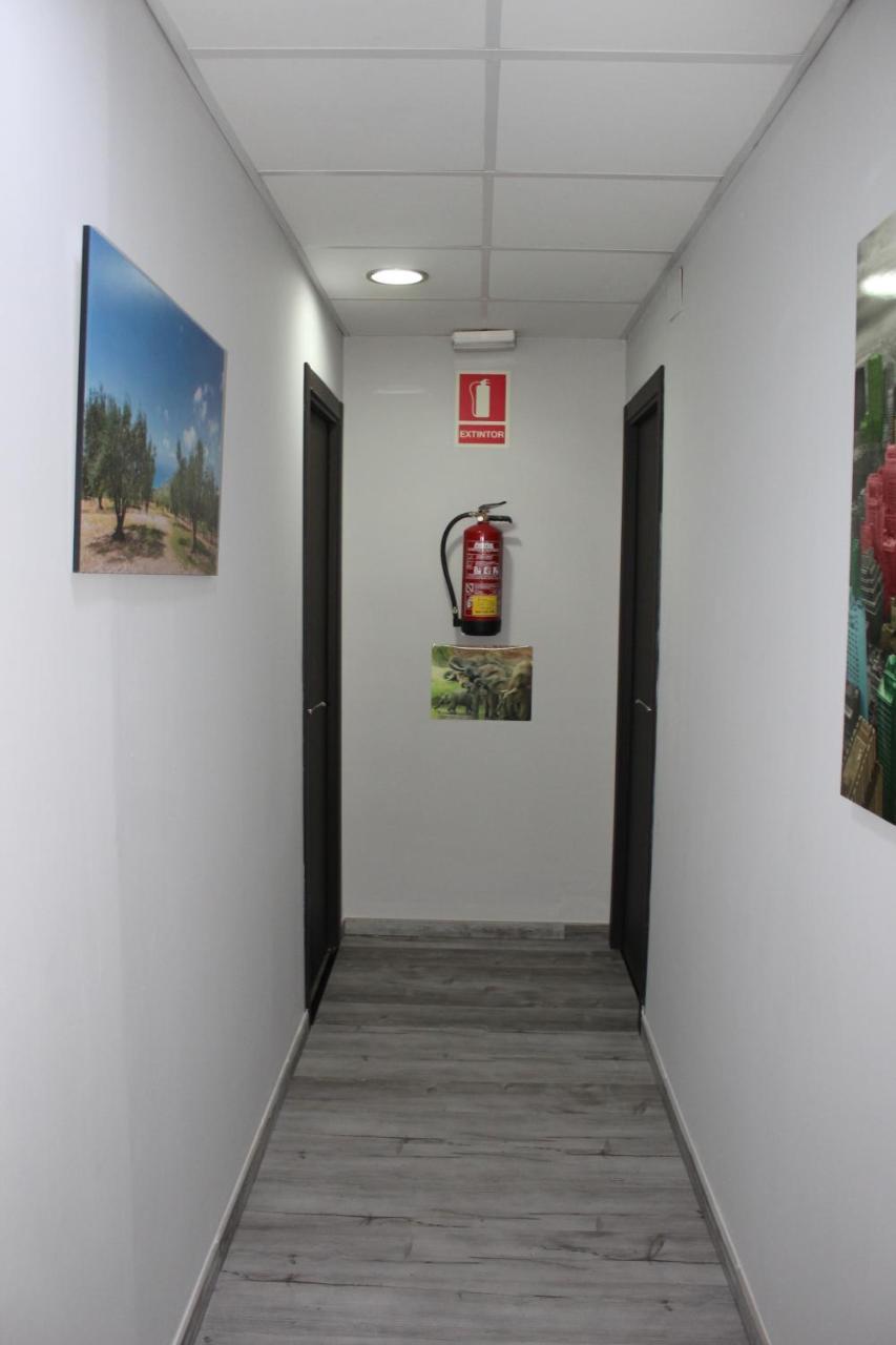 Bcn Condal Hostal Βαρκελώνη Εξωτερικό φωτογραφία