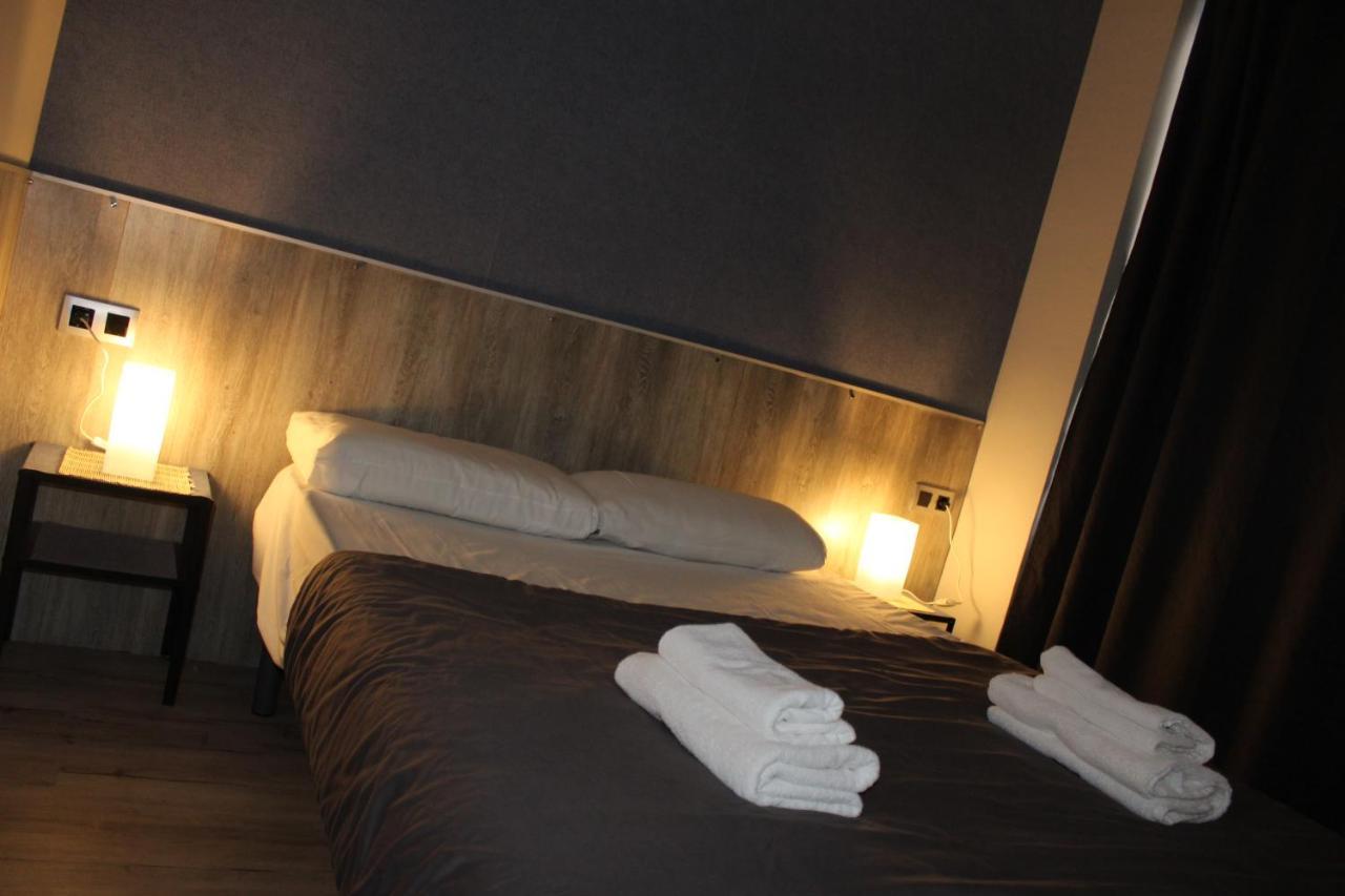 Bcn Condal Hostal Βαρκελώνη Εξωτερικό φωτογραφία