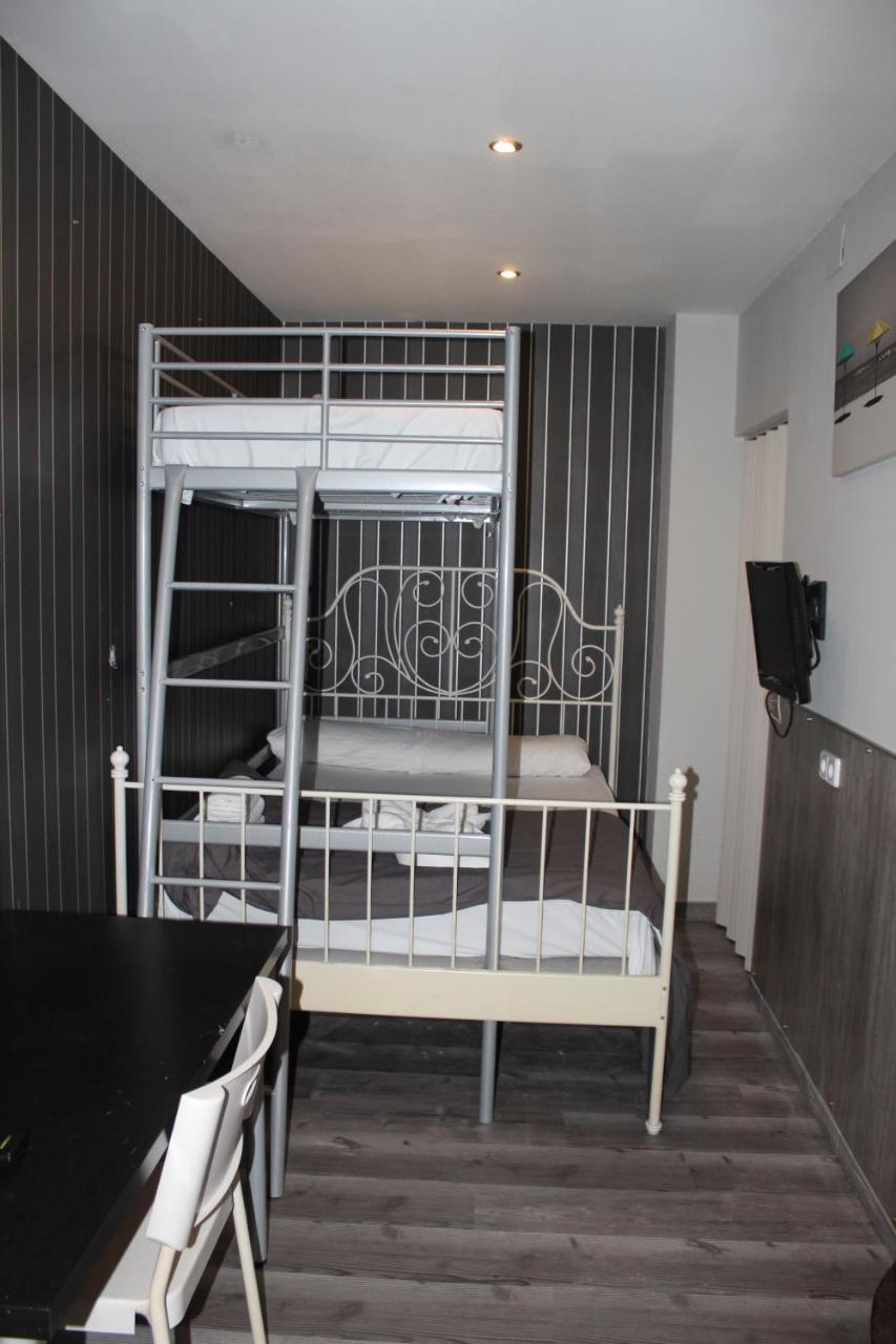 Bcn Condal Hostal Βαρκελώνη Εξωτερικό φωτογραφία
