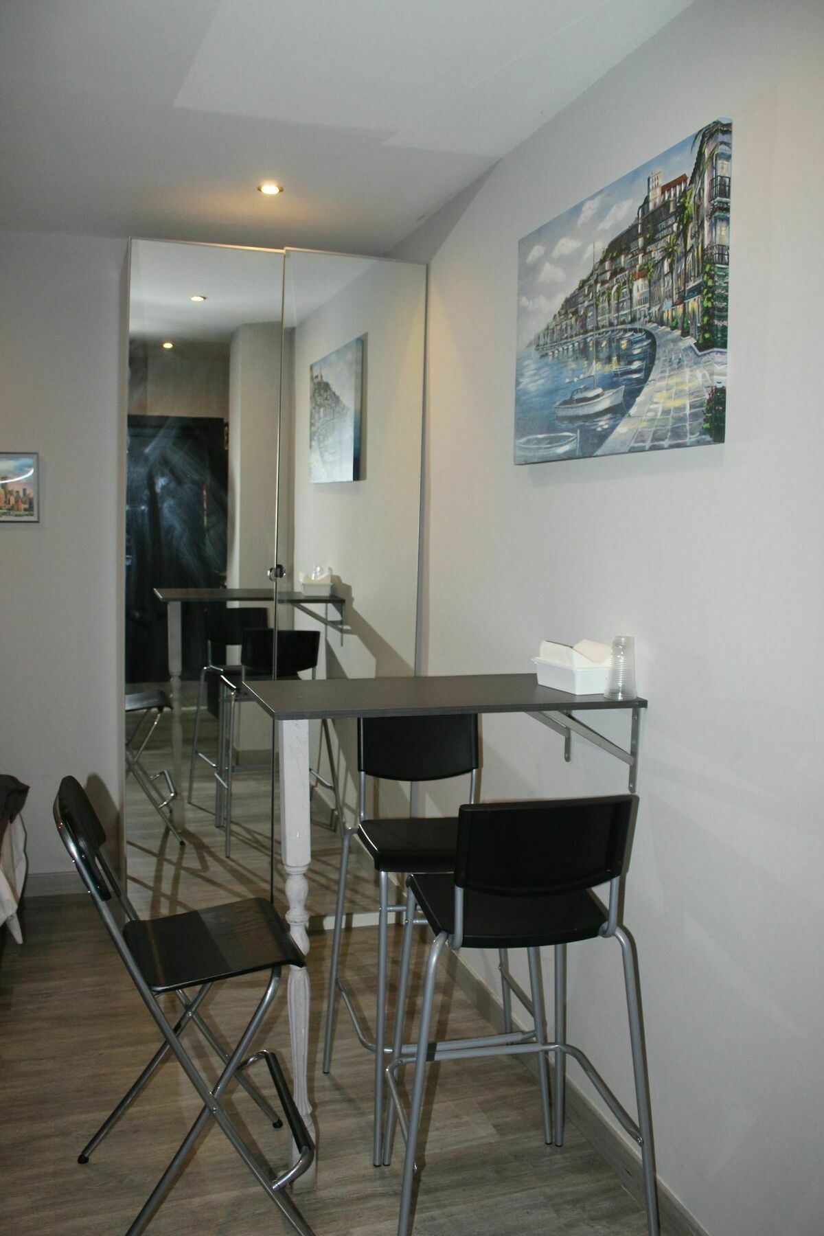 Bcn Condal Hostal Βαρκελώνη Εξωτερικό φωτογραφία